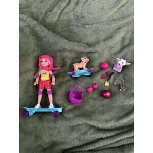 MATTEL CHELSEA + SKATE CLOTHES ~ SKATER DOLL 5IN BARBIE SISTER'S DOG ACCESSORIES